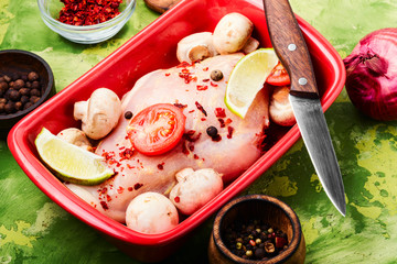 Canvas Print - Raw chicken in baking dish