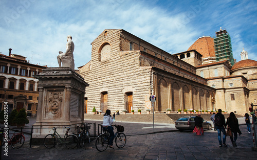 Fotomural Basilica of Saint Lawrence in Florence
