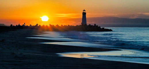 Santa Cruz Walton Lighthouse in the morning