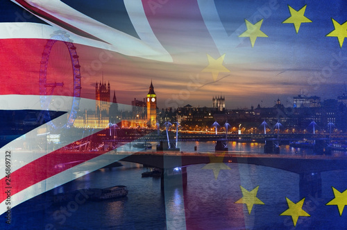 Fotomural BREXIT conceptual image of London image and UK and EU flags overlaid symbolisin