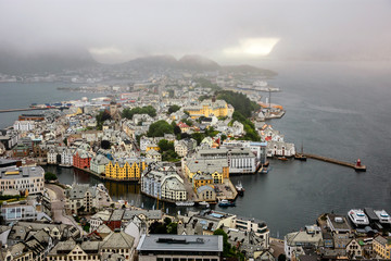 Sticker - Panoramic view of the archipelago, the beautiful Alesund town centre and the amazing Sunnmore Alps from Fjellstua  Viewpoint, More og Romsdal, Norway