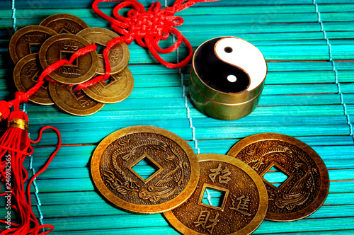 Fotomural chinese good luck coins with yin yang like Feng Shui, I Ching, and china astrol