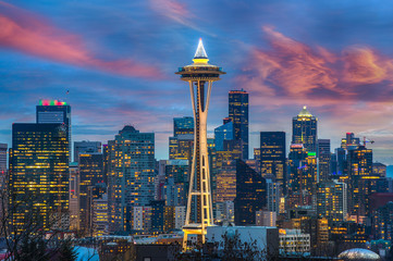 Fototapete - Seattle city skyline at dusk. Downtown Seattle cityscape