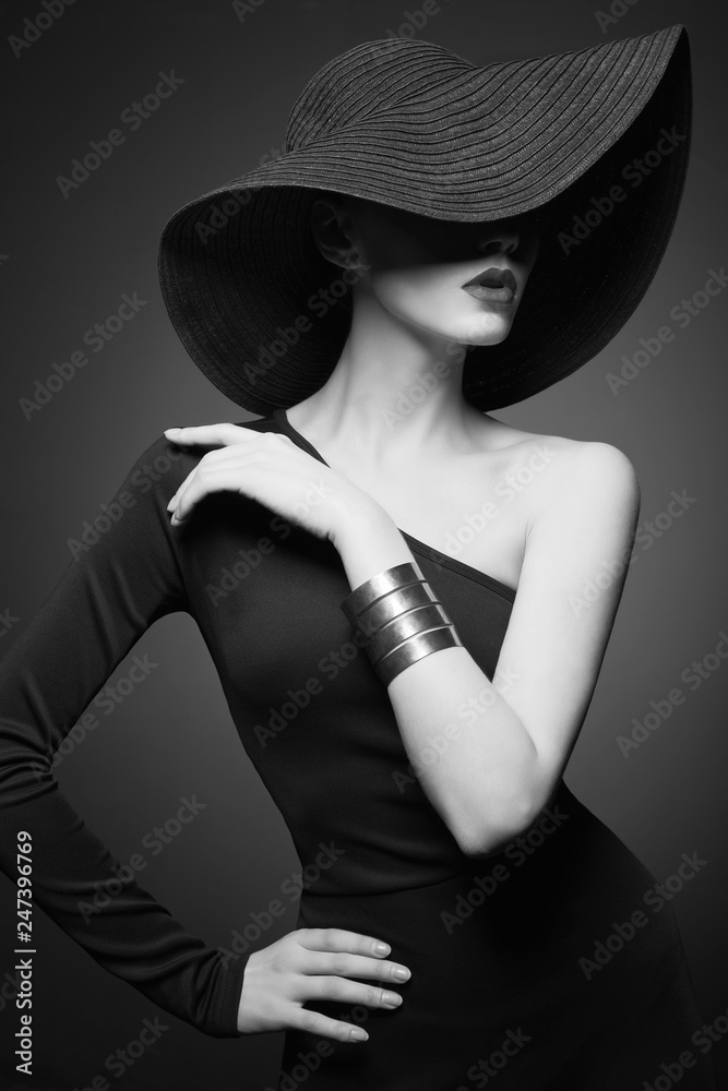 portrait of young lady with black hat and evening dress - obrazy, fototapety, plakaty 
