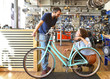 © industrieblick - Bicycle shop consulting - salesman and customer in conversation