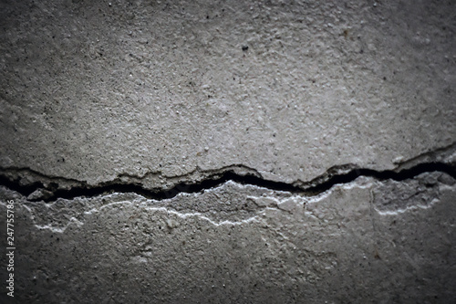 Fotografía texture crack in concrete wall close-up