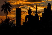 Wat Mahatat Sunset Sukhothai