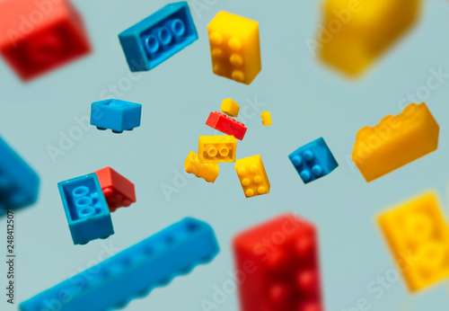 Floating Plastic geometric cubes in the air Tableau sur Toile