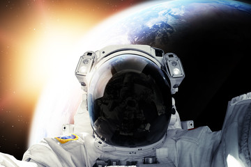 Wall Mural - astronaut