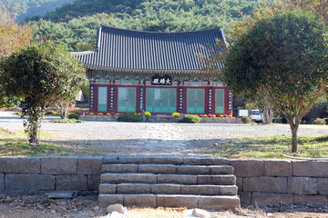 Neunggasa Buddhist Temple