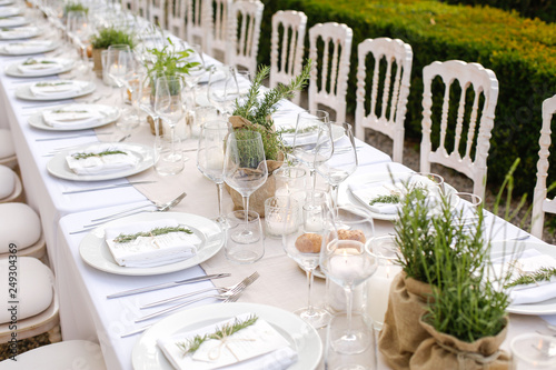 Cuadros en Lienzo Elegant table setting for wedding at castle