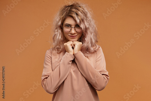 Featured image of post Shy Standing Pose