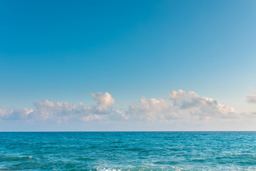  Sea, ocean and blue sky
