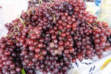 Canvas Print - Fresh fruit grapes delicious at street food