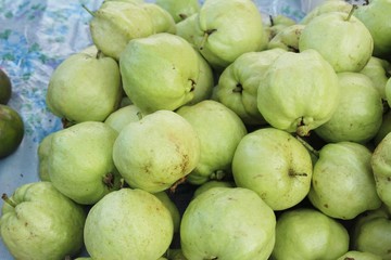 Canvas Print - Guava fruit is delicious at street food