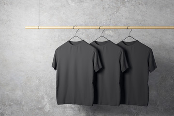 Poster - Empty three black tshirts