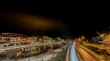 Fototapeta Miasto - traffic in the city at night