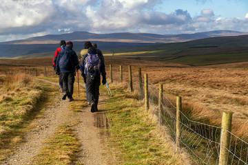 This circular cycle or walk explores the area surrounding the Yorkshire town of Settle. It's a beautiful area with striking limestone scenery and some challenging climbs