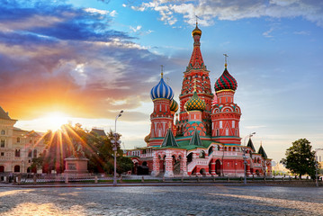 Canvas Print - Sunny autumn morning at St. Basil's Cathedral on Red Square, Moscow, Russia