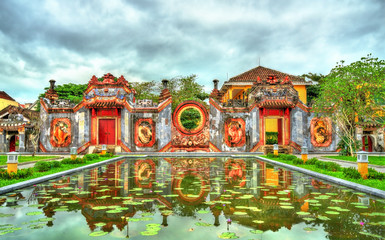 Canvas Print - Tam Quan Ba Mu temple in Hoi An, Vietnam