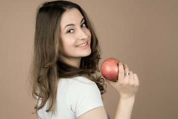 girl with an apple