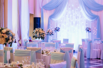 Banquet hall for weddings with decorative elements