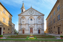 Santa Maria Assunta on the Piazza Pio II. Roman Catholic cathedral in Pienza dedicated to the Assumption of the Virgin Mary, Pienza, Tuscany, Italy