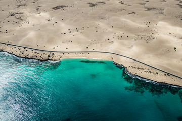 Wall Mural - Panorama - Landschaft - Fuertaventura - Blick von der Drohne