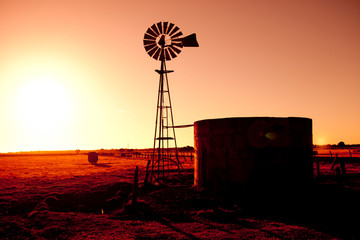 Outback windmill solhouette