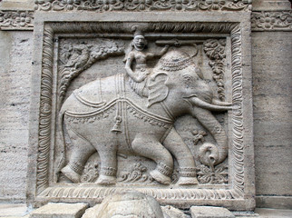 Poster - Stone bas-relief with elephant on wall of Sri Dalada Maligawa, Kandy, Sri Lanka