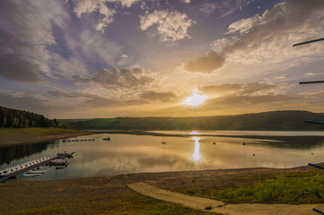 amanece en el lago 03