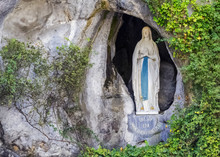  Lourdes, Grotte De Massabielle 