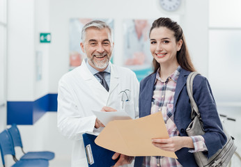 Wall Mural - Doctor explaining medical records to his patient