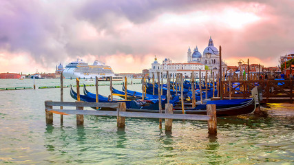 Wall Mural - Italy, Venice. Venetian lagoon at sunset in Venice