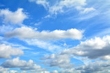 Fototapeta Fototapety na sufit - chmury na niebie