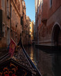 Gondelfahrt durch Venedig auf Seitenkanal
