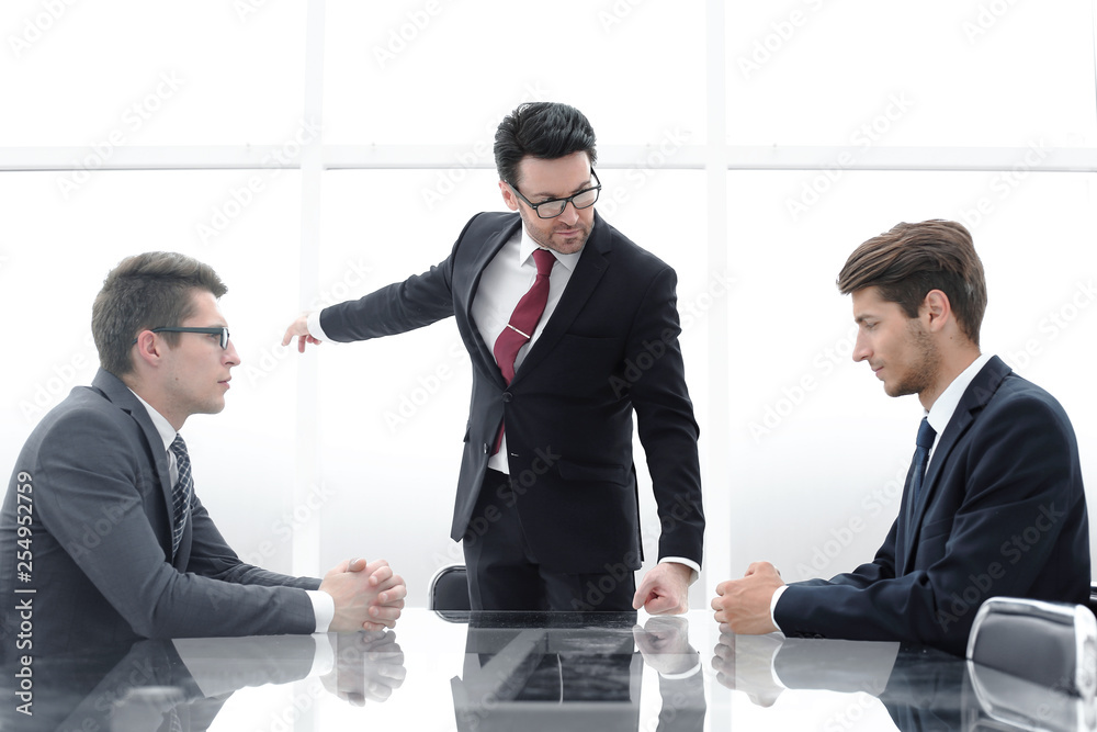 Inconsistent Boss angry boss points an incompetent employee to the doo Stock Photo ...