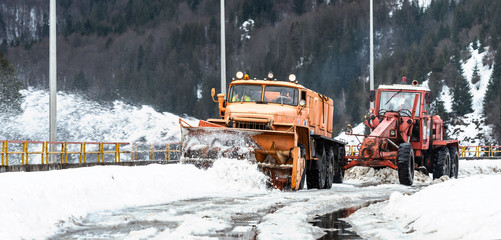 Ice & Snow Dam Removal