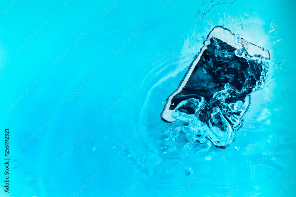 smartphone water damage icon - obrazy, fototapety, plakaty 