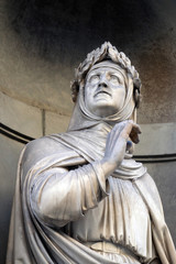 Wall Mural - Francesco Petrarca in the Niches of the Uffizi Colonnade. The first half of the 19th Century they were occupied by 28 statues of famous people in Florence, Italy