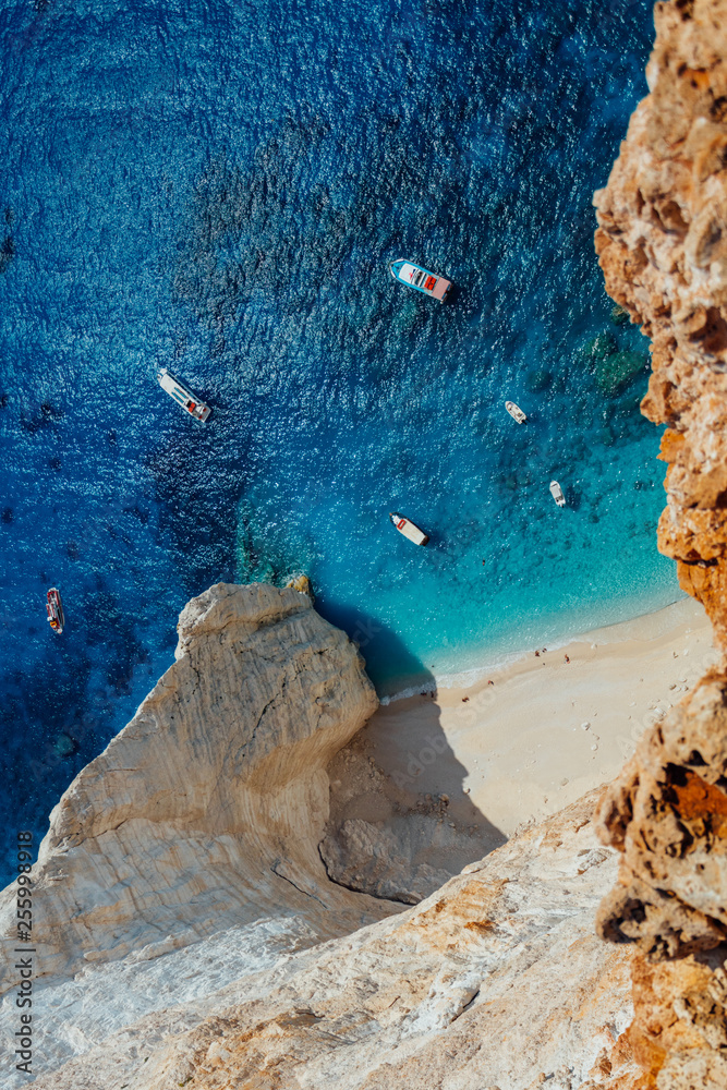 Obraz na płótnie Shipwreck navagio beach in cove on Greek Zakynthos Island w salonie