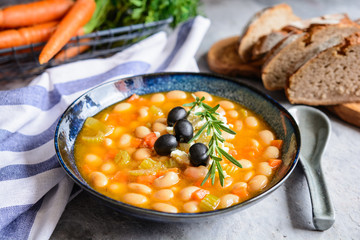 Fasolatha – delicious Greek white bean soup