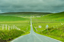 United Kingdom, Scotland, Shetland Islands, Long Straight Road