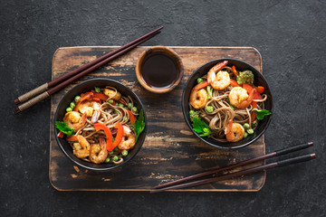 Wall Mural - Stir fried soba and prawns