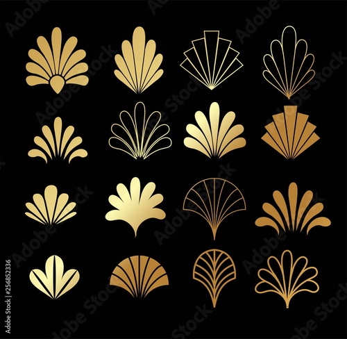 Beautiful set of Art Deco, Gatsby palmette ornates from 1920s fashion and design trends vector © Wiktoria Matynia