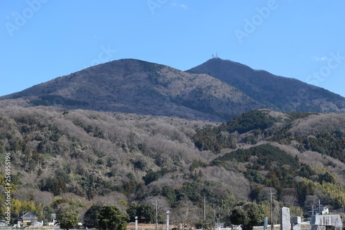 筑波山 日本百名山 日本百景 関東の富士見百景 日本の地質百選に選定されている 標高877mの筑波山です 男体山と女体山 の2つの峰を持ち 古くから信仰の山として栄えてきました Fotografia Do Stock Adobe Stock 筑波山 日本百名山 日本百景 関東の富士見百景 日本の地質百選に選定されている 標高877mの筑波山です 男体山と女体山 の2つの峰を持ち 古くから信仰の山として栄えてきました Fotografia Do Stock Adobe Stock