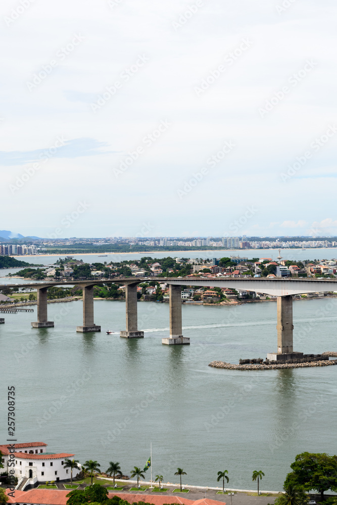 The third bridge or in portuguese