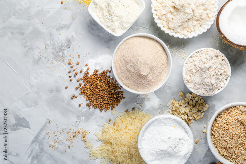 Fotomural Gluten free concept - selection of alternative flours and ingredients, copy spac