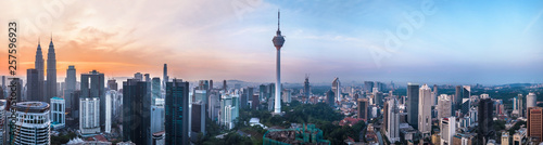 Photo Kuala Lumpur, Malaysia – MARCH 12, 2019: Panoramic view of the Kuala Lumpur capi