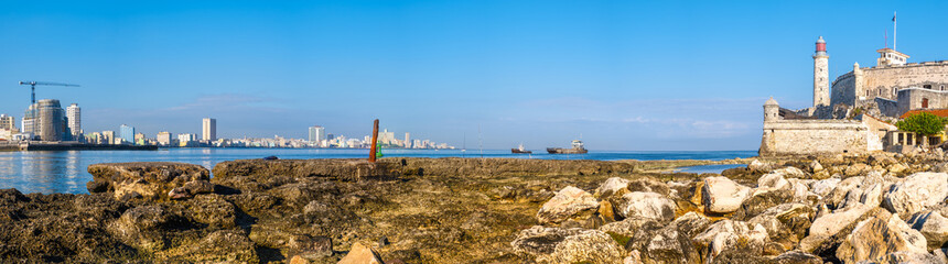 Wall Mural - The castle of El Morro and the Havana skyline on a summer day